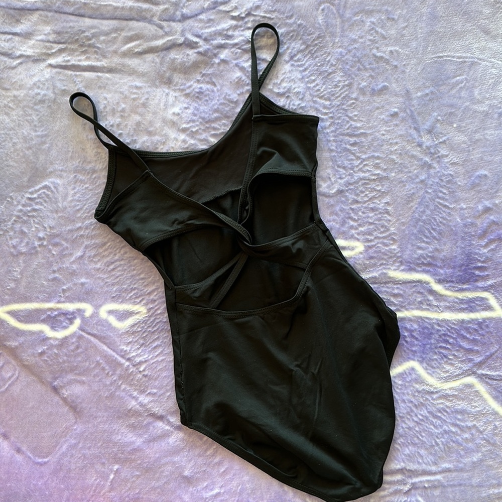 Twist back detail black leotard 🎀 balletcore ballerinacore 🎀
